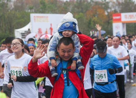 走进森林感受自然 海湾森林绿跑马拉松前300直