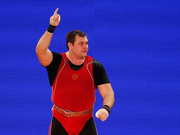 举重世锦赛破最重世界纪录 俄猛男成头号大力士