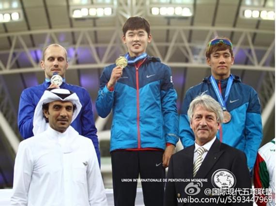 男子组，韩国选手获金铜牌。