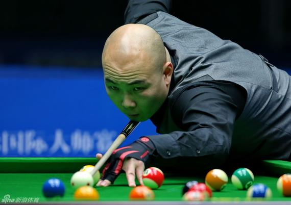 18:20视频直播中式八球国际大师赛 杨帆vs郑宇