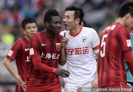 Shenhua soldiers hair Mallorca open Spanish training Wang Linqinsheng team competed in the