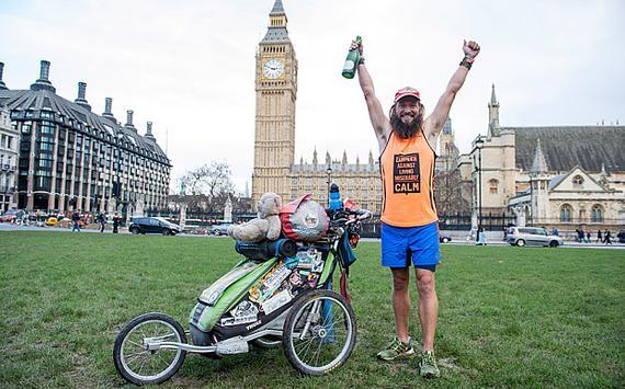 英国版阿甘”17个月跑步纵穿美洲大陆