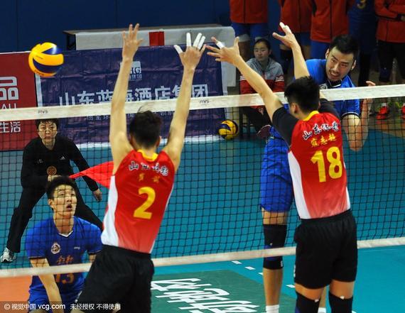 Shanghai men's volleyball 3-2 narrowly in shandong and Beijing for the title