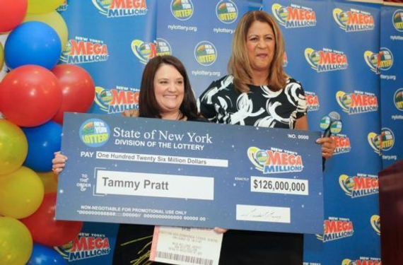 神!女中介仿20亿巨奖方式投注竟中8亿(高清)_