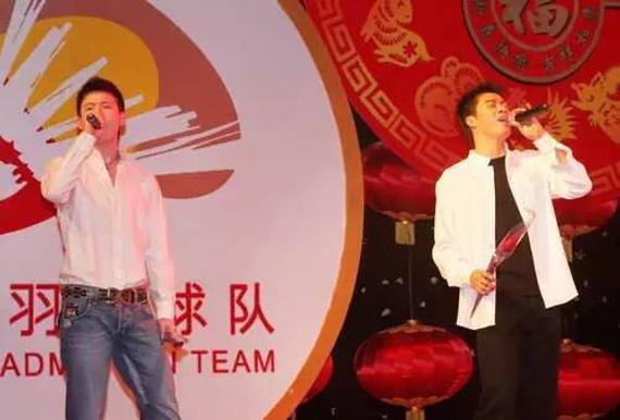Cai Yun recalled the country feather spring festival gala, the classic Lin Dan more like a show