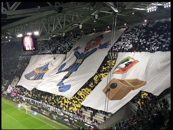 尤文主场巨大Tifo