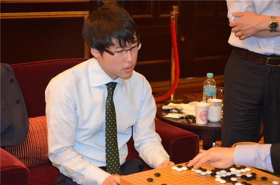 日本棋手井山裕太