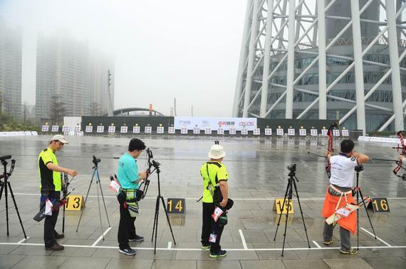 广州举办室外射箭邀请赛 振兴民族传统体育