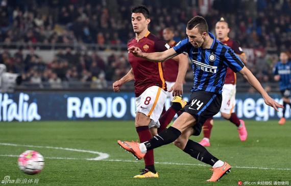 Crazy!!! Inter winger four slammed the ball to kill time 4 stop Juventus Rome