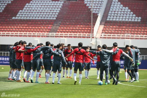  国足vs卡塔尔 前瞻:有利好也有难度 尽人事听天