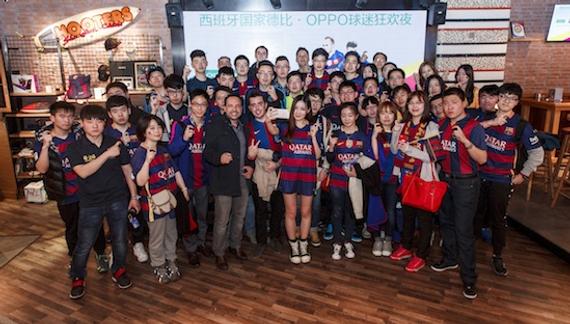 上海营造巴萨主场 红蓝球迷之夜致敬克鲁伊夫