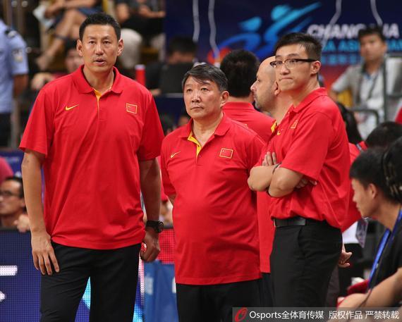 李楠此前担任国家队的助理教练