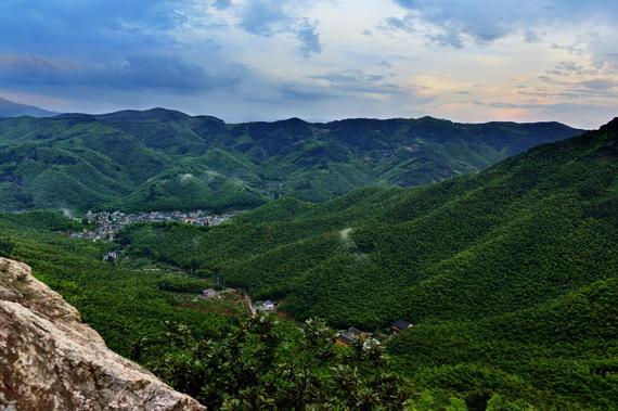 宁波山地马亮点看过来：安全毫不懈怠，音乐嗨翻天。