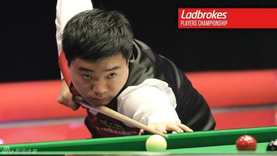 World Championships qualifying tournament Ding Junhui 402nd times over a hundred 10-2 into the race