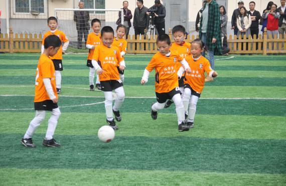 北京幼儿五人制足球邀请赛正式启动 让孩子体