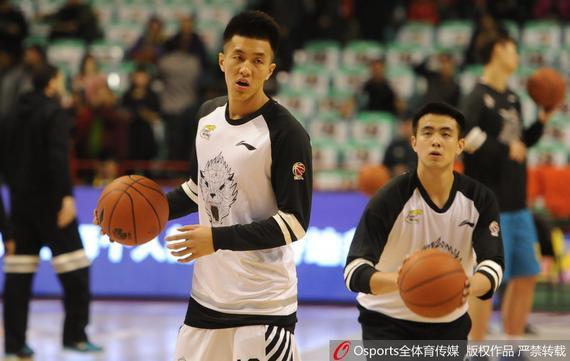 中国男篮需要两位辽宁后卫补充阵容短板