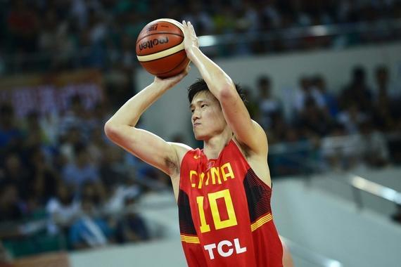 周鹏认为球队保持竞争机制很有必要