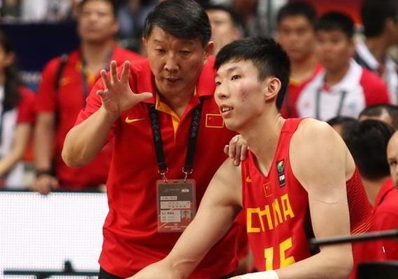 中国男篮多次表态会全力支持周琦选秀