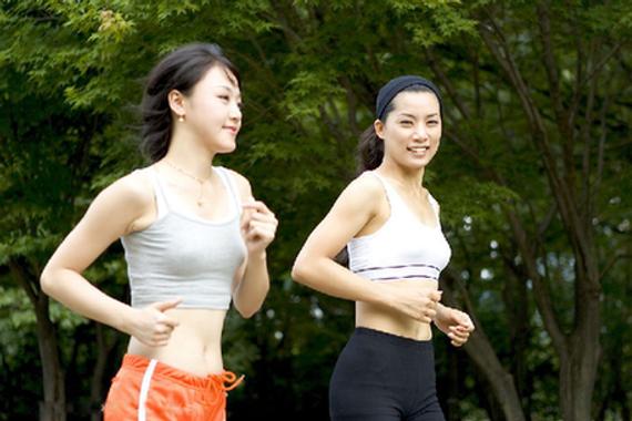 跑步是一种非常容易上手的有氧锻炼形式