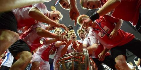 丹麦3-2印尼首夺汤杯冠军