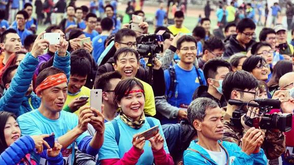 3000余名两岸选手激战长城马拉松