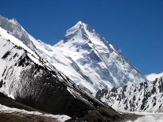 美国女登山家宣布当天开始攀世界第二高峰——乔戈里峰。