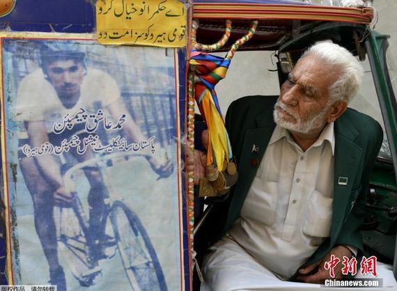 曾经的奥运自行车健将穆罕默德-阿什克