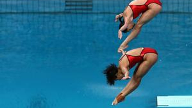 女子双人3米板精彩瞬间