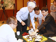 裁判长：早已明确告知朴廷桓不可“左右开弓”