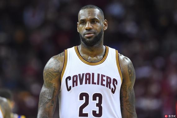 詹姆斯与骑士续约！