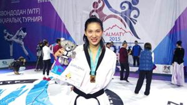 跆拳道情侣！赵帅郑姝音备战奥运