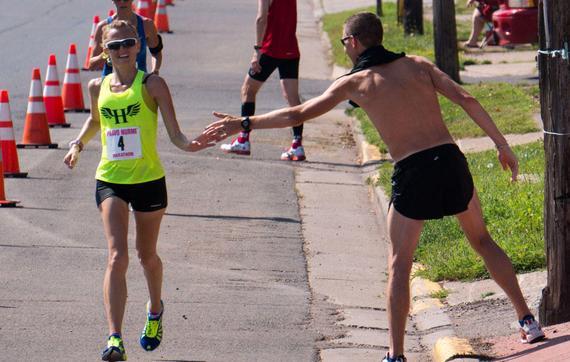 美夫妻马拉松跑者创惊人纪录