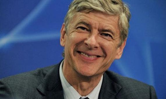 Admire! The football transfer God: Wenger PK free God array