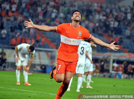 Luneng afc champions in the depths of despair, no retreat Expect pelle staged a stunning blow