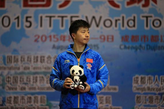 马龙是中国乒乓球公开赛卫冕冠军