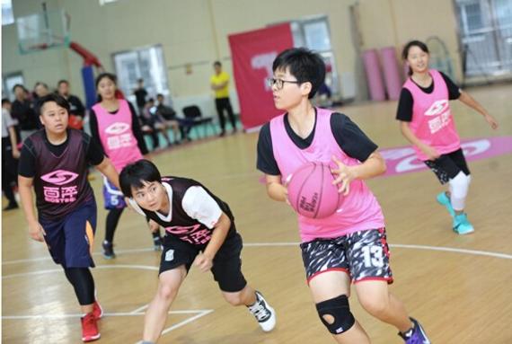 WCBA总决赛MVP邵婷助阵PINK11