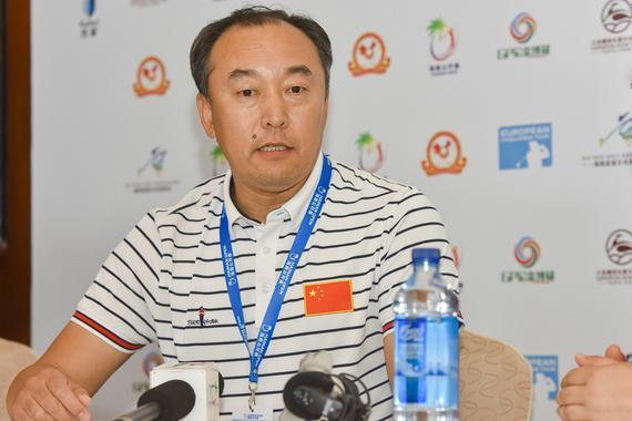 金宏文先生在2016海南公开赛接受媒体采访