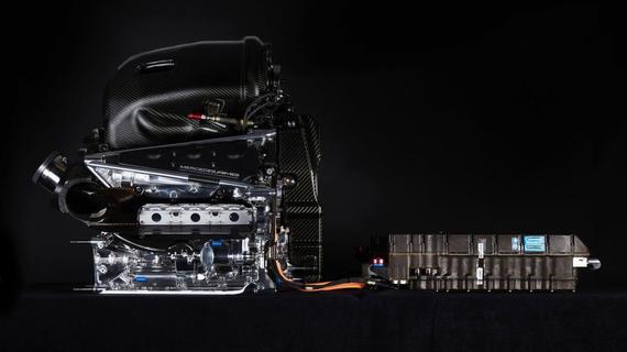 AMG新超跑将配F1引擎 数据吓得沃尔夫起鸡皮