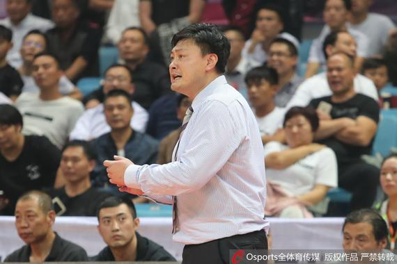 浙江主帅张博雨把失利原因归结在了篮板上