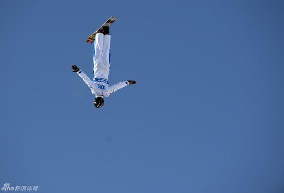 自由式滑雪空中技巧（资料图）