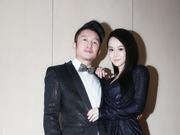 冉莹颖谈邹市明几度哽咽:只要他还想打 全力支持