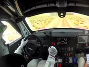 视频-2017达喀尔拉力赛SS5 领航员找路忙