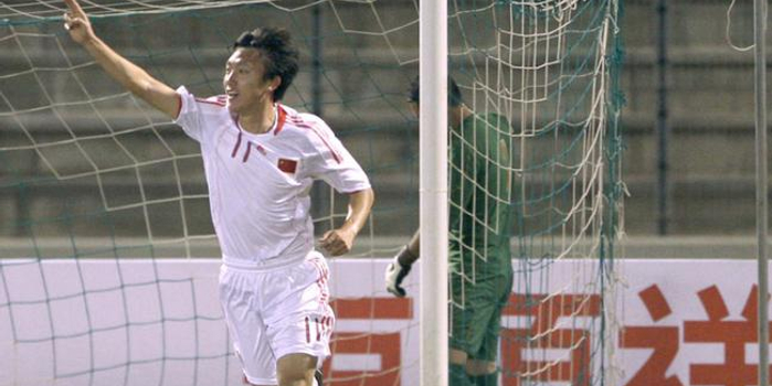 曲波:国足进攻缺乏体系 为什么蒿俊闵没有出场