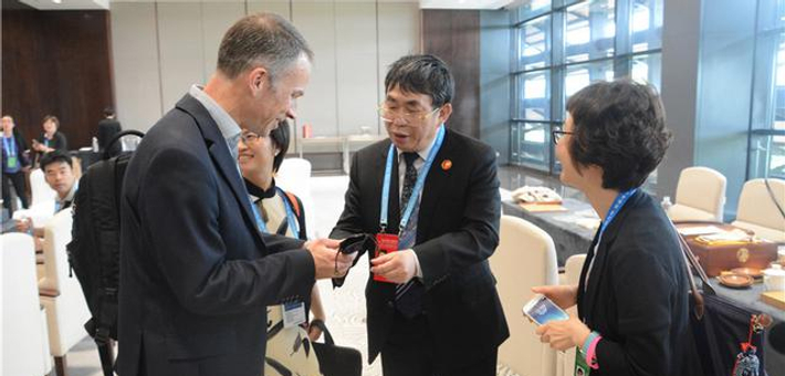 聂卫平与石博盟会面