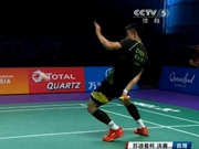 视频-神来之笔！苏迪曼杯决赛 谌龙背后击球成功救险