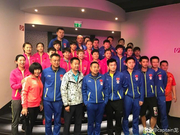 马龙抒怀却被李晓霞抓着请客 网友:宰他顿大餐