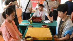 女子围甲星空营地开战