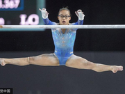 美国华裔中文会说你好谢谢 王妍落泪不适应器械