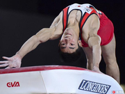 体操世锦赛白井健三再添一金 刘婷婷平衡木第七