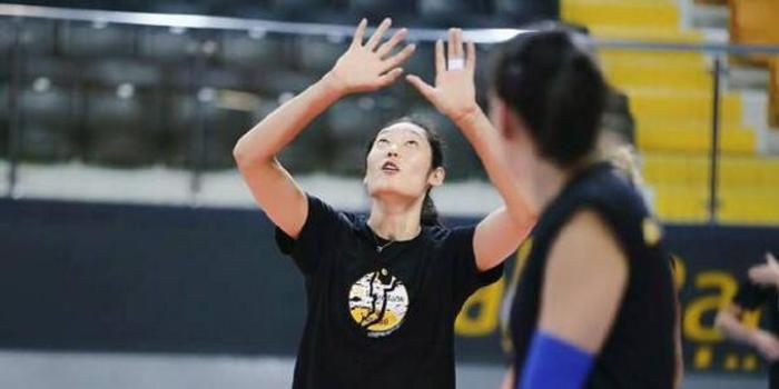 朱婷在足球中的地位高吗,朱婷在足球中的地位高吗知乎
